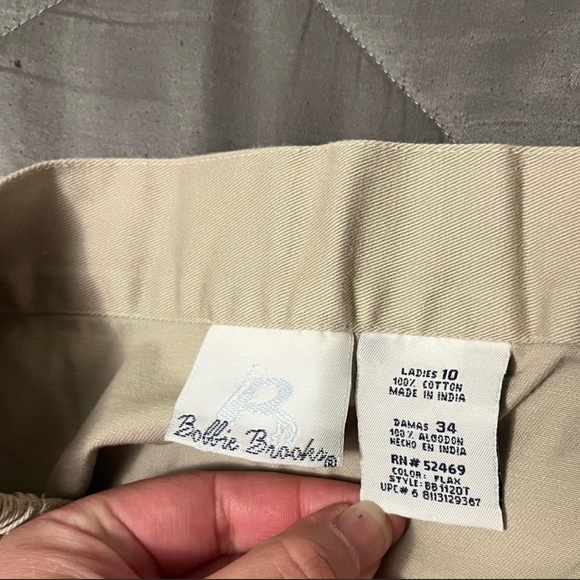 Button down skirt - Picture 3 of 3